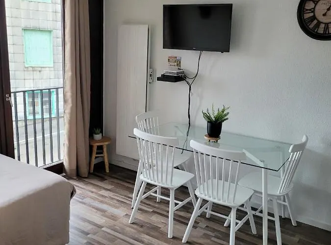 Plein Centre-ville Wifi Appartement *